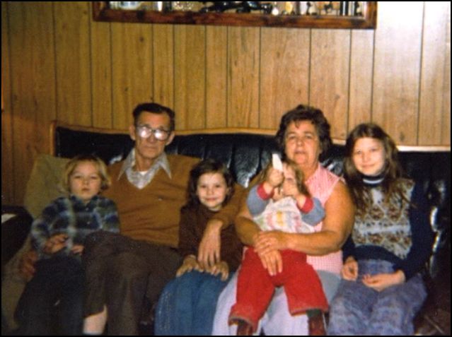 Bo, Carl, Tammy, Monica, Grandmaw, and Mom