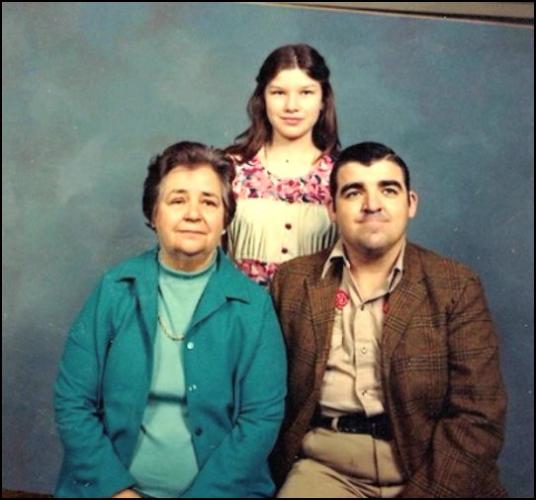 Grandmaw, Mom, and Carl Wayne